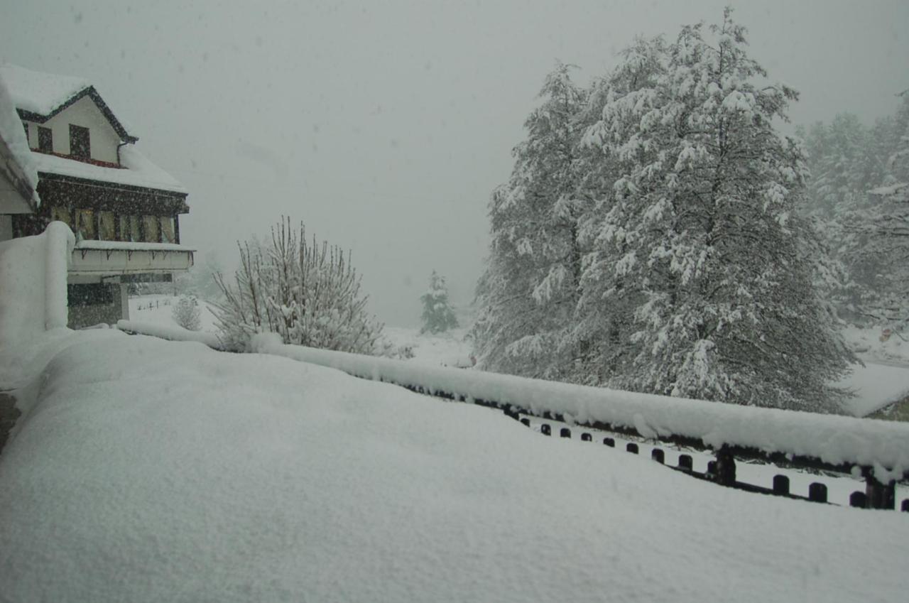 Hotel Lo Sciatore Cotronei Exterior photo