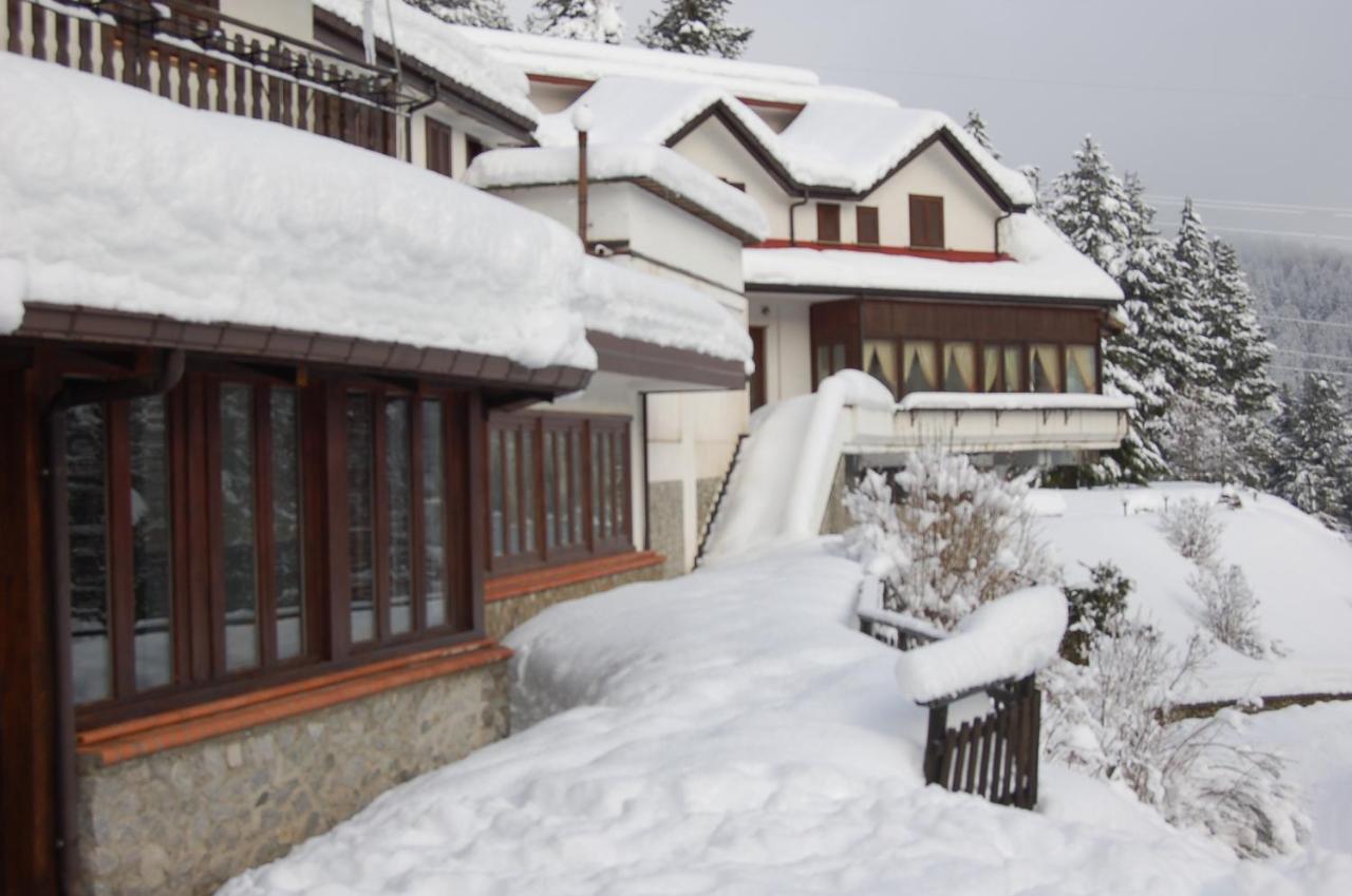 Hotel Lo Sciatore Cotronei Exterior photo